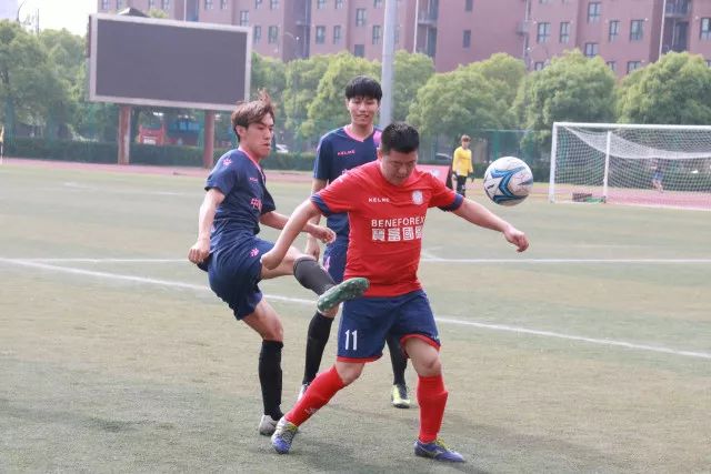 王水牛自称复旦生，约会全由女生买单，背后多次不负责